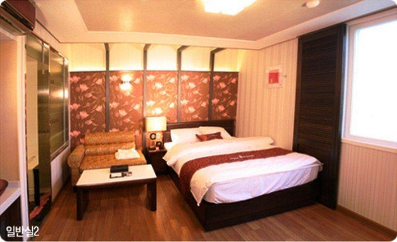 N Motel Mg Stay Gyeongju Esterno foto